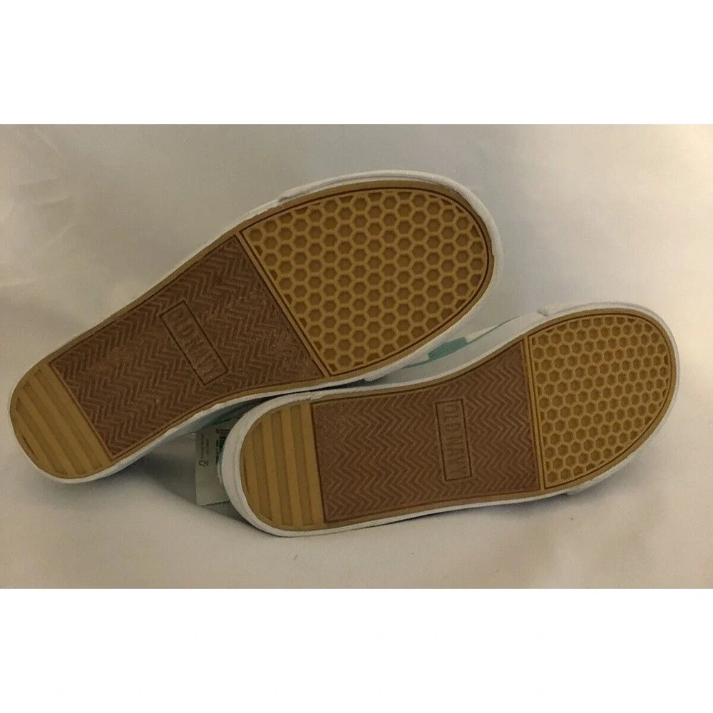 New Old Navy Shoes Canvas Slip-on  Loafers Girls Size 4 striped green